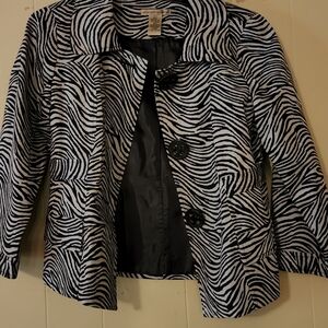 E-COL-GIE, Small black and zebra striped jacket with black buttons.